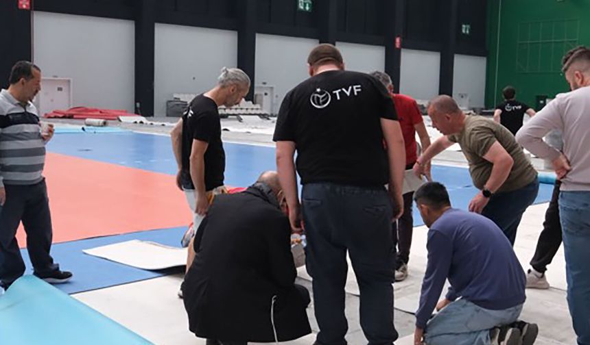 Eskişehir’de 28 Günlük Voleybol Şöleni!