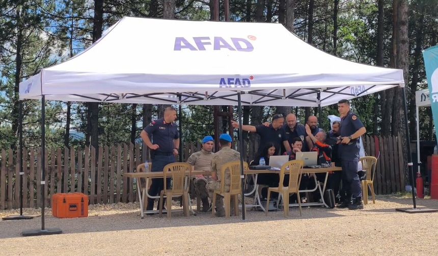 Karabük'te Kayıp Üniversite Öğrencisi İçin Kanyon ve Mağaralar Didik Didik Taranıyor