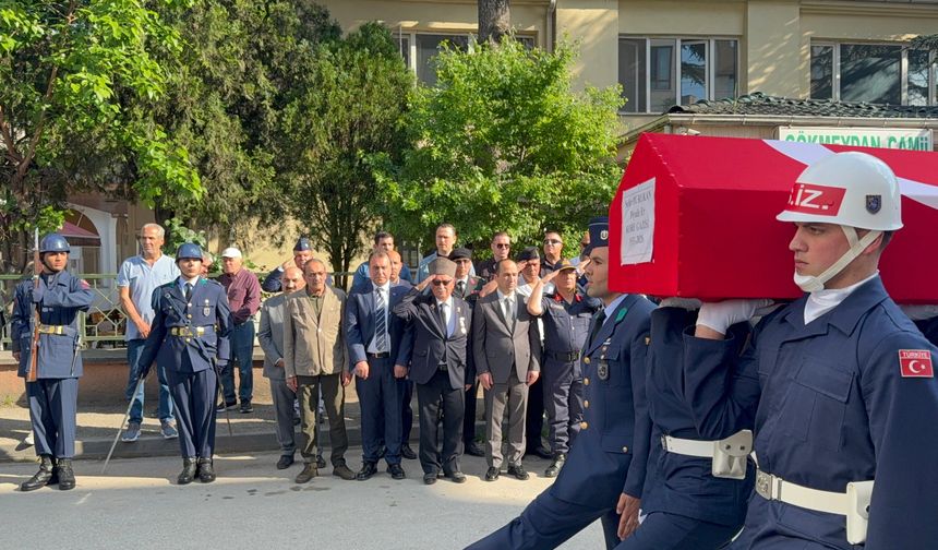 Eskişehir, Son Kore Gazisini Gözyaşlarıyla Uğurladı