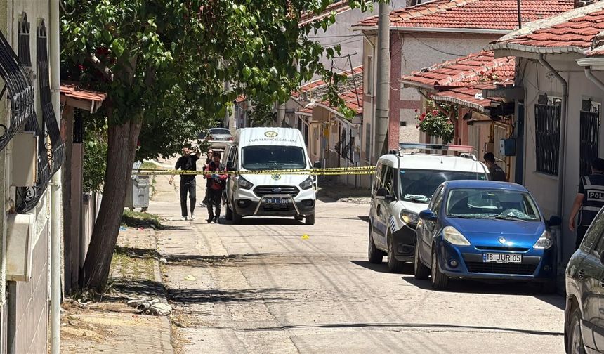 Geri Geri Gelen Aracın Çarptığı 86 Yaşındaki Kadın Hayatını Kaybetti