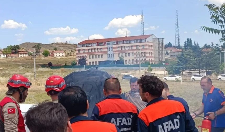 Eskişehir'de Okul Önünde Korkutan Yangın