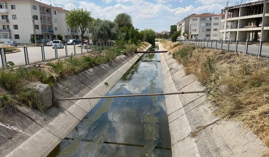 Eskişehir'de Sulama Kanalı İsyanı