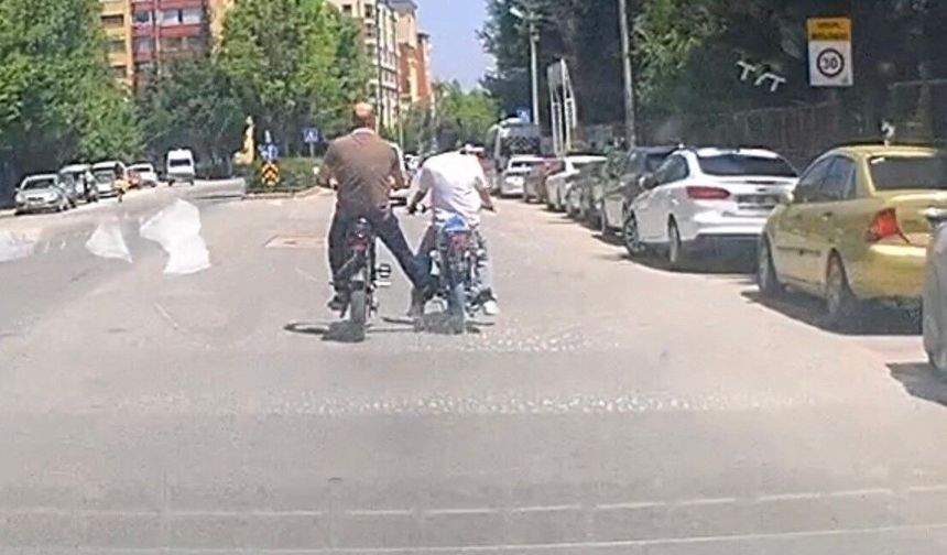 Eskişehir'de Tehlikeli Yolculuk Araç Kamerasına Yansıdı