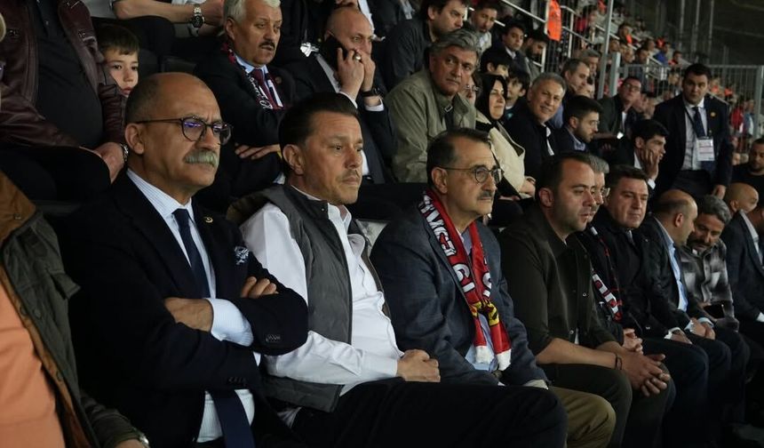 Dönmez: “Eskişehirspor Şehrin Ortak Mirasıdır”