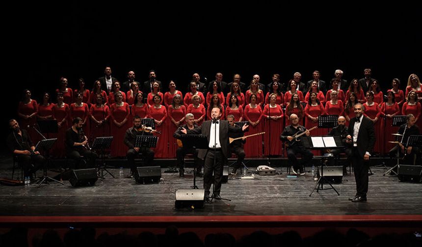 ESMEK Türk Halk Müziği Korosu'ndan Eskişehir'de konser