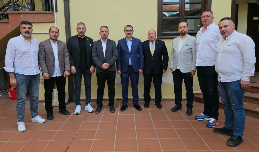 AK Parti Eskişehir Milletvekili Dönmez: "Meclis Üyelerimizin Yanındayız"