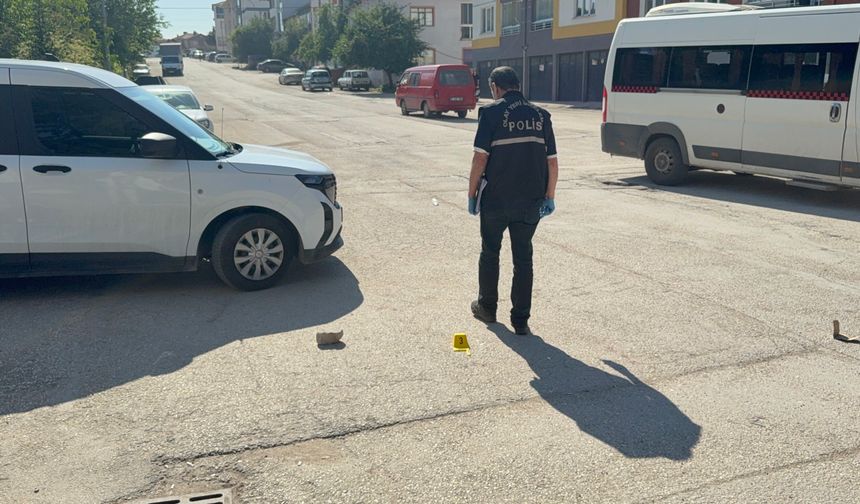 Sokak Ortasındaki Tartışmada 1 Kişi Yaralandı