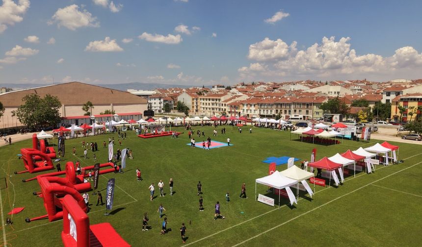 Eskişehir’de Gençlik ve Spor Şöleni Coşkusu Yaşandı