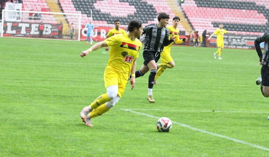 Genç orta saha dikkat çekiyor