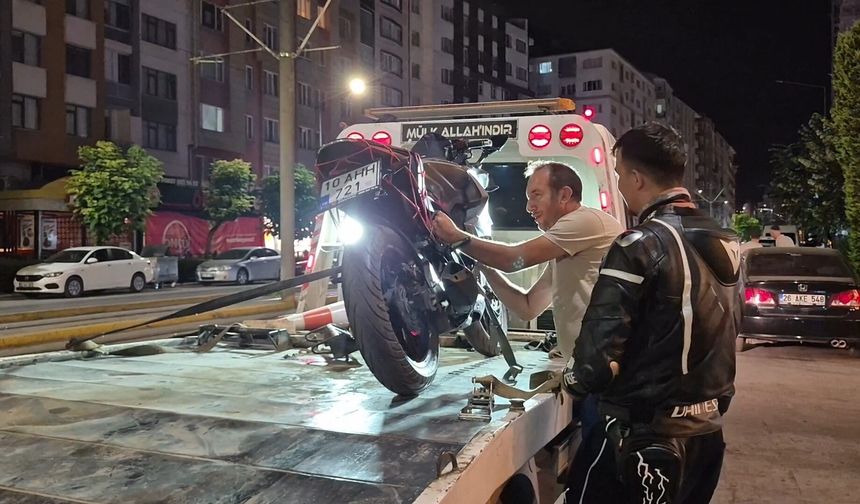 Eskişehir’de Katlanır Plaka ile Yakalanan Sürücüye Rekor Ceza