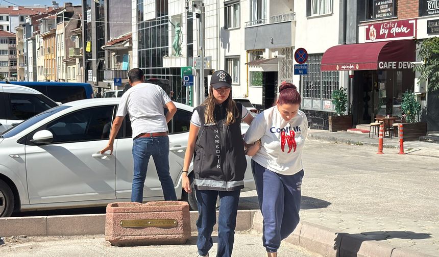 Esenboğa’dan Eskişehir’e Uyuşturucu Getiren 2 Şüpheli Yakalandı