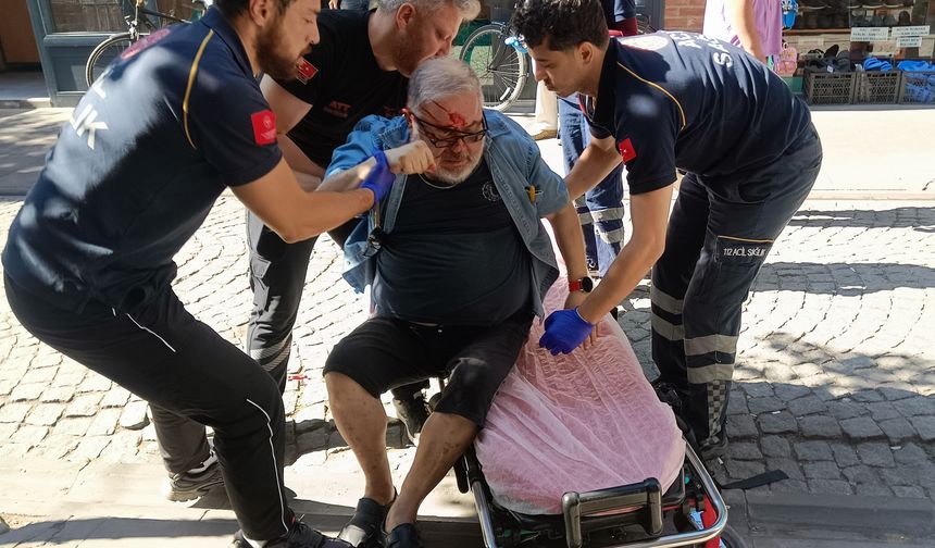 Eskişehir’de Kaldırımda Yürüyen Adam Yaralandı