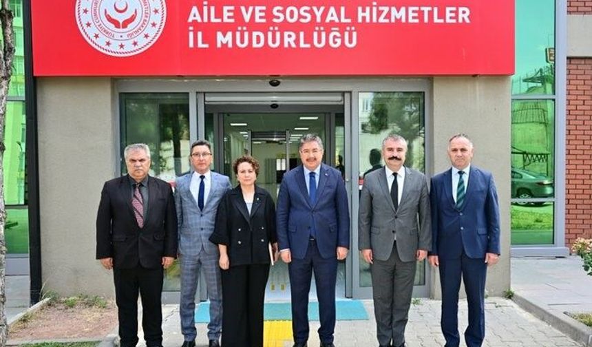 Vali Yılmaz’dan Aile ve Sosyal Hizmetler İl Müdürlüğü’ne Ziyaret