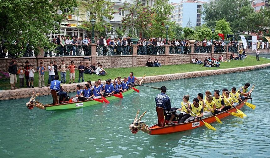 Gençlerin Tercihi Değişmedi: Eskişehir Kaçıncı Sırada?