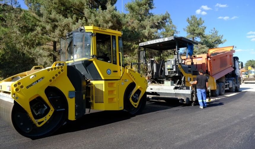 Eskişehir’de Yol Bakım Çalışması: Cadde Araç Trafiğine Kapatıldı!