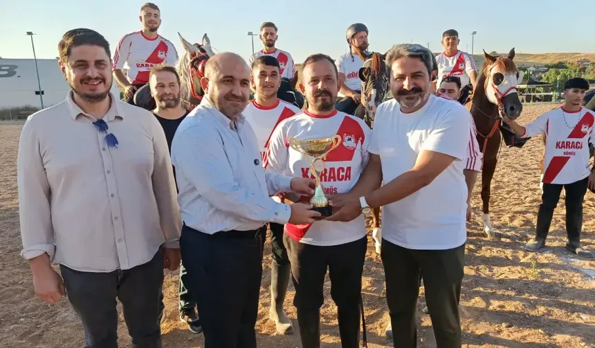 Eskişehir'de atlı cirit heyecanı yaşandı!