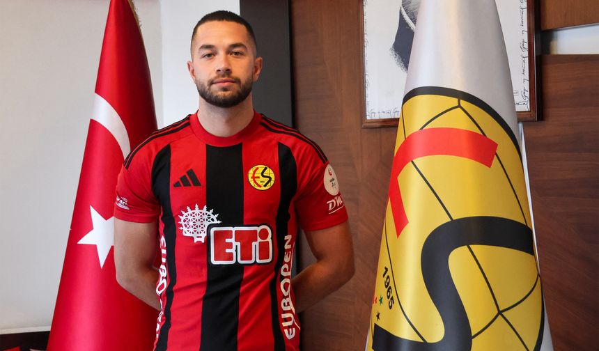 Eskişehirspor, Bora Göymen ile sözleşme yeniledi