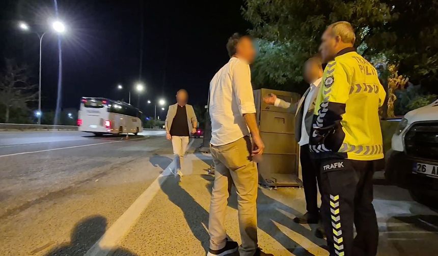 Eskişehir’de Aracı Teslim Almaya Gelen Yakını da Alkollü Çıktı