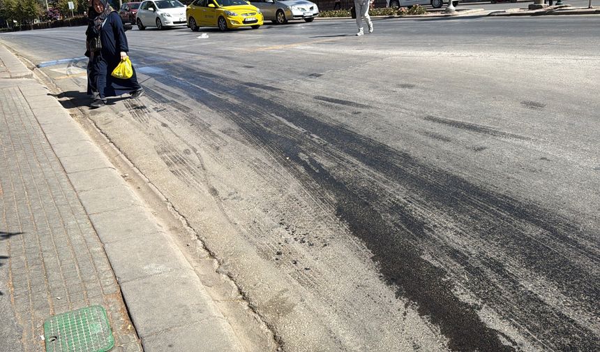 Eskişehir’de Motor Yağı Trafiği Tehlikeye Soktu