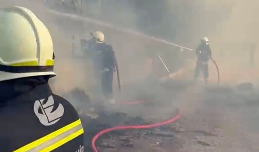 Eskişehir’de Saman Yangını Eve Sıçradı