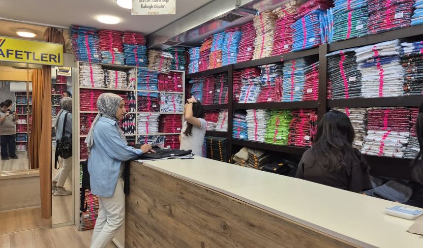Okul Kıyafetlerinde Fiyatlar Belli Oldu