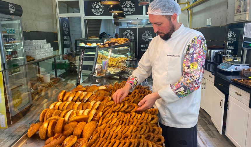 Eskişehir'de Mevlit Kandili Dolayısıyla Simit Mesaisi Başladı