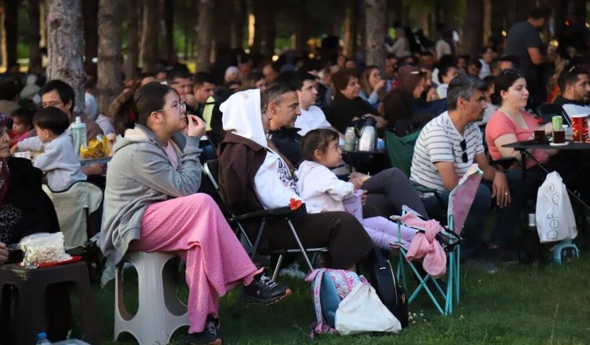 Eskişehir’de Bugün Ücretsiz Yeşilçam Gecesi