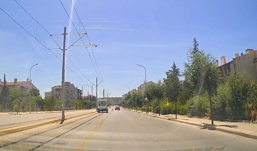 Üç Kişinin Can Verdiği Caddede Kasis İhlali Devam Ediyor