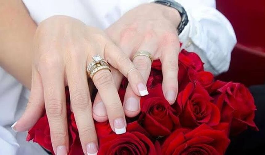 Eskişehir’de Evlilik Yaşı Neden Yükseliyor