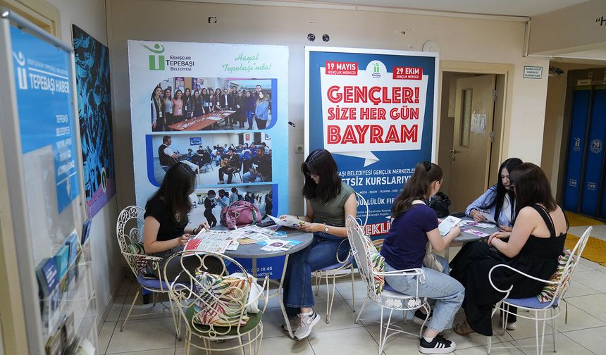 Tepebaşı Belediyesi Gençlere Ücretsiz Üniversite Tercih Desteği Sağladı