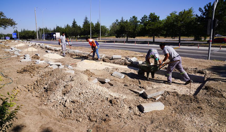 Tepebaşı Belediyesi Batıkent’teki Parkı Yenileyerek Hizmete Sunuyor