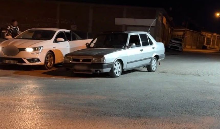 Eskişehir'de Gece Denetimi: Ehliyetsiz Sürücü Yakalandı