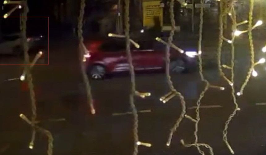 Eskişehir'de Kontrolden Çıkan SUV Elektrik Panosuna Çarptı
