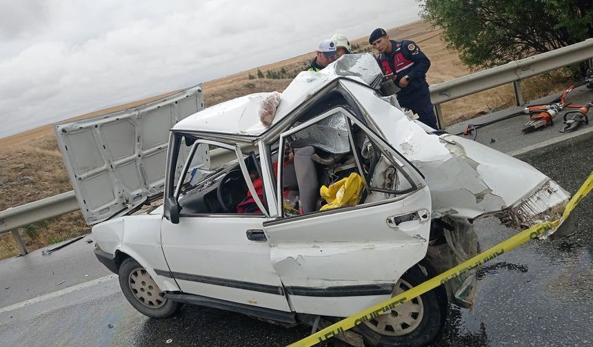 Eskişehir Beylikova Sapağında Feci Kaza: 2 Can Kaybı Var