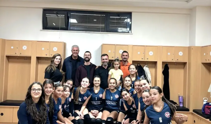 Midi kızlardan ilk adım!