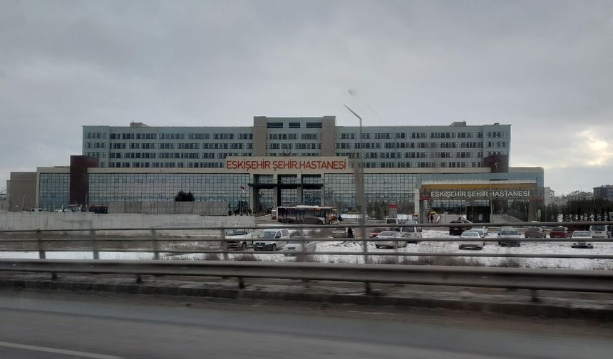 Eskişehir Şehir Hastanesi Önüne Yasak Geldi