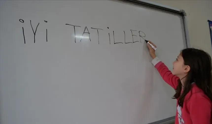 Kanun Teklifi Meclis'e Sunuldu: Yeni Resmi Tatil mi Geliyor?