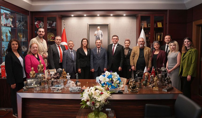 YENİ Parti Tepebaşı Yönetiminden Başkan Ahmet Ataç'a Ziyaret