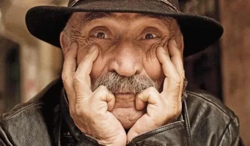 Tuncel Kurtiz kimdir? İşte usta sanatçının yaşam öyküsü