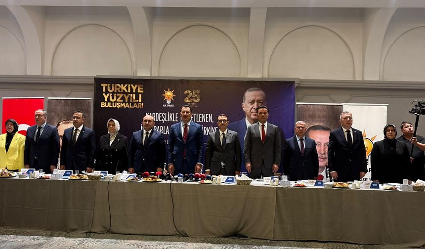 Türkiye Yüzyılı Buluşmaları kapsamında Ali İhsan Yavuz Eskişehir'deydi