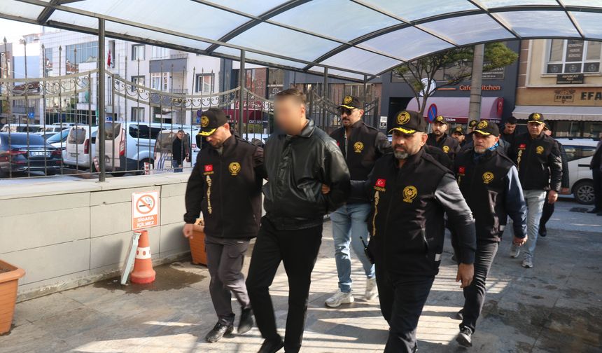 Eskişehir'deki Dehşetin Ardından Şok Sözler: "Öyle Gerekti" Diyen Şüpheli Dahil 7 Kişi Adliyede!