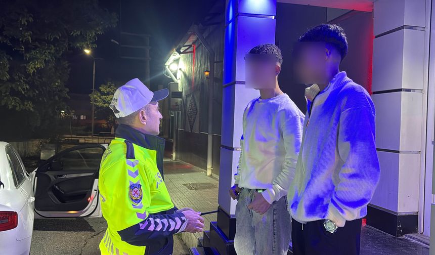 Babasının Aracıyla Dehşet Saçtı: Polisten Kaçan 16 Yaşındaki Sürücüye Çıkmaz Sokakta Dev Ceza!