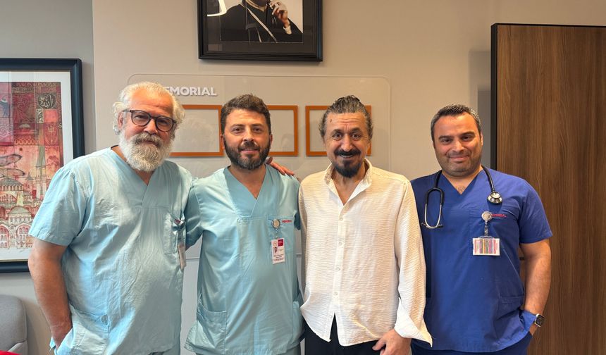 Göbek düşüklüğü zannettiği şikayeti dev aort anevrizması çıktı