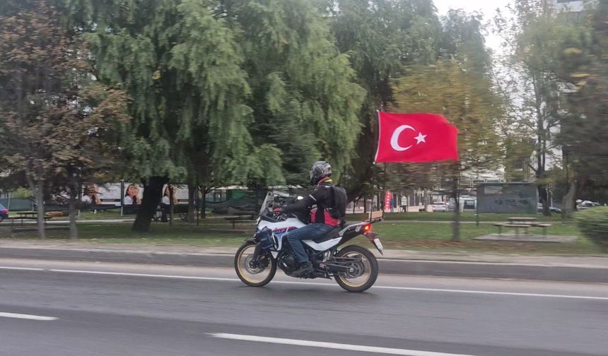Eskişehir Çevre Yolunda Gururlandıran Görüntü