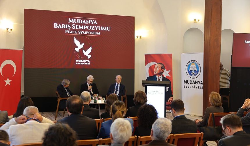 Ayşe Ünlüce Mudanya Barış Sempozyumu’na Katıldı