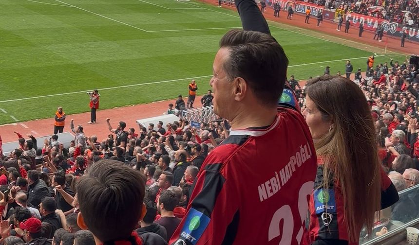 Nebi Hatipoğlu: Es-Es Bitti Demeden Bitmez
