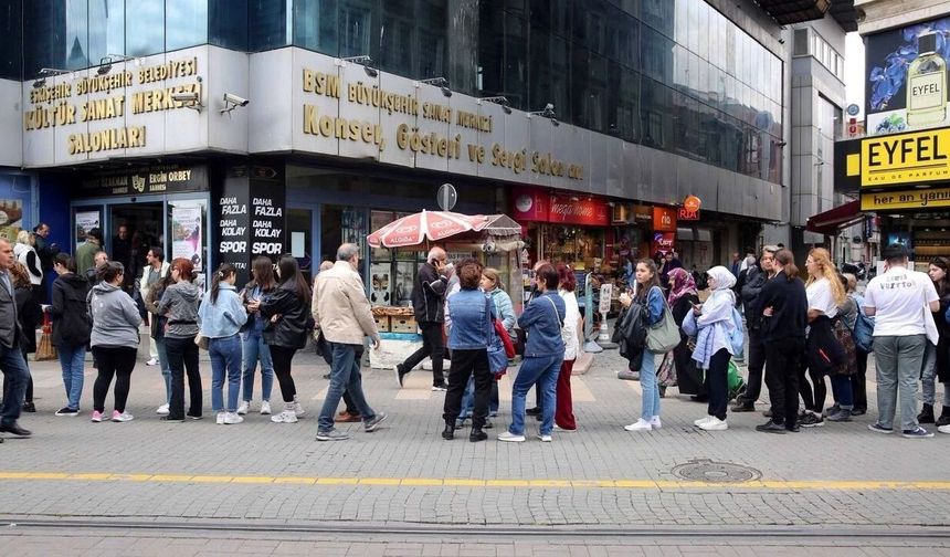Eskişehir’in Tarihi Dansla Hayat Buluyor: Dev Gösteriye Ücretsiz Biletler Dağıtılıyor!