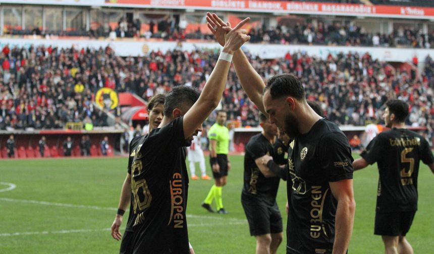 Eskişehirspor 6 Haftada 11 Puana Ulaştı
