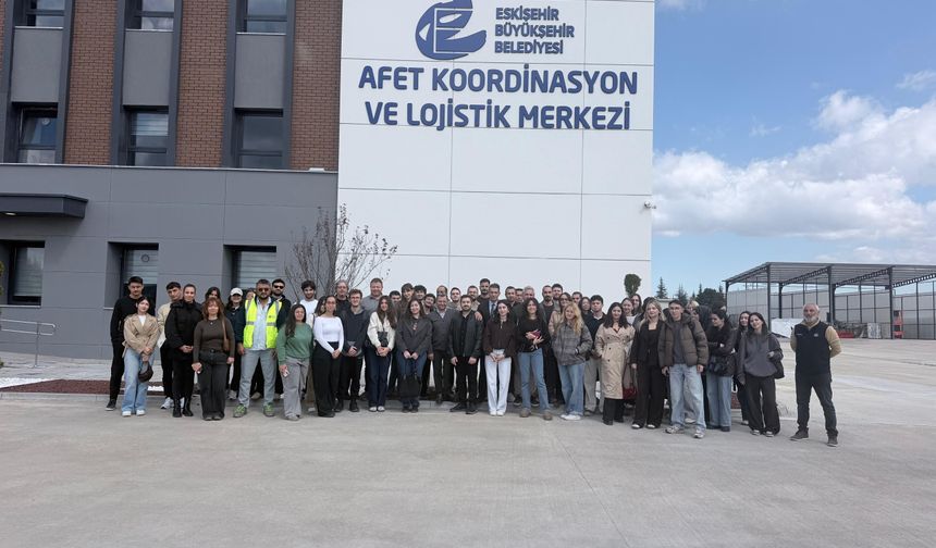 ESTÜ Mimarlık Öğrencilerinden Afet Koordinasyon ve Lojistik Merkezi’ne Teknik Gezi