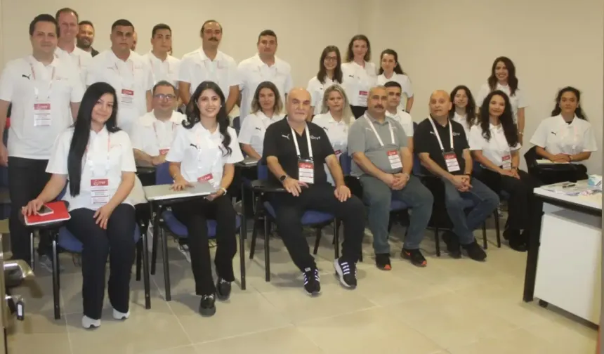 Voleybol Hakemleri Eskişehir’de Yetişiyor